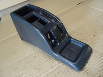 ПОДЛОКОТНИК ЦЕНТРАЛЬНОГО ТУННЕЛЯ ФЕРОЗА 1992 г.