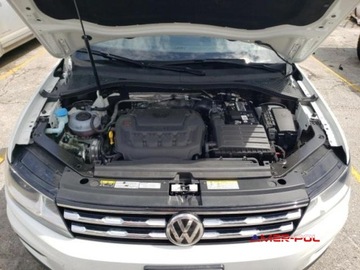 Volkswagen Tiguan II 2021 Volkswagen Tiguan 2021 r., 2,0L SE 4X4 2.0 Benzyna 184KM, zdjęcie 11