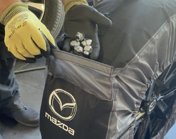 КОЛЕСНЫЕ КОЛЕСКИ MAZDA ШИНЫ КОМПЛЕКТ ИЗ 4 ШТ.