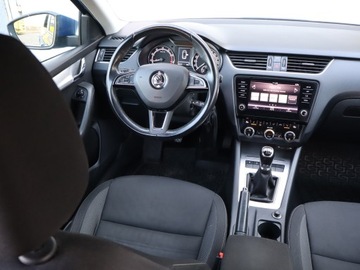 Skoda Octavia III Kombi Facelifting 1.4 TSI 150KM 2017 Skoda Octavia 1.4 TSI, Salon Polska, Klima, zdjęcie 6