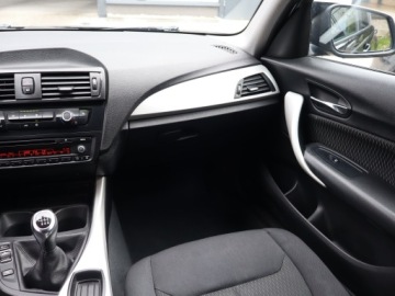 BMW Seria 1 F20-F21 Hatchback 5d 116i 136KM 2012 BMW 1 116i, Xenon, Bi-Xenon, Klima, Tempomat, zdjęcie 7