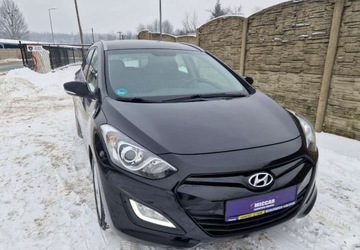 Hyundai i30 II Wagon 1.4 CVVT 100KM 2013 Hyundai i30 1.4OryginalGrzaneFotele Czujniki Parkowania Led 1.4 99KM, zdjęcie 11