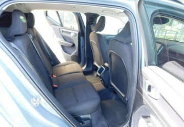 Volvo XC40 2022 Volvo XC 40 z Gwarancja Bezwypadkowy Kamera Podgrzewane Fotele 1.5 Benzyna, zdjęcie 8