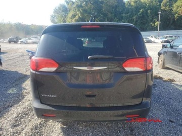 Chrysler Voyager V 2020 Chrysler Voyager 2020 r., 3,6 L LX 3.6 Benzyna 287KM, zdjęcie 4