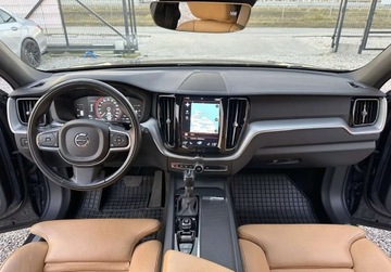 Volvo XC60 II Crossover T5 250KM 2019 Volvo XC 60 4x4 XC60 2.0 BENZ 250 KM 2019r Warszawa 2.0 Benzyna 250KM, zdjęcie 5