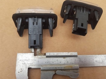 LAMPA OSVĚTLENÍ TABULKY ZADNÍ KRYT TOYOTA AVENSIS T27 2009-2011 KOMBI