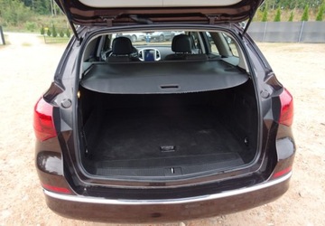 Opel Astra J Sports Tourer Facelifting 1.7 CDTI ECOTEC 110KM 2013 Opel Astra 1.7d-klimatron-duze radio-alu-0placony 1.7 Diesel 110KM, zdjęcie 9