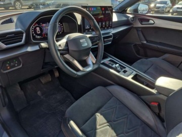 Seat Leon IV Hatchback 1.5 eTSI (MHEV) 150KM 2024 Seat Leon Seat Leon FR1.5 150 kmsalon pltop wyposazenie 1.5 Benzyna, zdjęcie 10