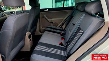 Volkswagen Golf VI Hatchback 5d 1.6 TDI-CR DPF BlueMotion 105KM 2010 Volkswagen Golf Zarejestrowany 1.6 Diesel 105KM, zdjęcie 24