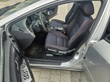 Honda Civic VIII Hatchback 3d 1.4 i-VTEC 100KM 2010 Honda Civic 1.4 100 KM Klima, Elektryka, Zadbany, zdjęcie 9