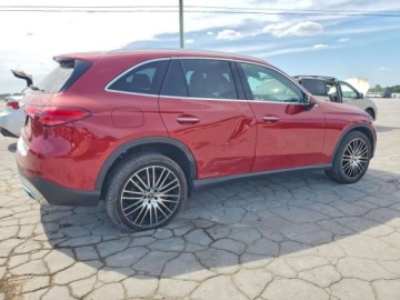 Mercedes GLC C254/X254 2024 Mercedes-Benz GLC 300 2024 2.0 Benzyna 255KM, zdjęcie 3