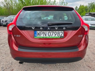 Toyota Auris I Hatchback 5d Facelifting 1.8 HSD 136KM 2011 Volvo V60 I 2.0 163 KM jasne skóry szyberdach alufelgi gwarancja, zdjęcie 6