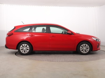 Hyundai i30 II Wagon Facelifting 1.6 CRDi 110KM 2017 Hyundai i30 1.6 CRDi, Salon Polska, Klima, zdjęcie 5