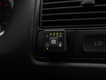 Volkswagen Golf IV Hatchback 1.6 16V 105KM 2002 VW Golf 1.6 16V, GAZ, Klima, Klimatronic,ALU, zdjęcie 15