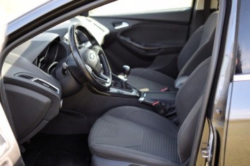 Ford Focus III Kombi Facelifting 1.0 EcoBoost 125KM 2015 Ford Focus ST-LINE Bezwypadkowy z Niemiec Ksenon Full, zdjęcie 10