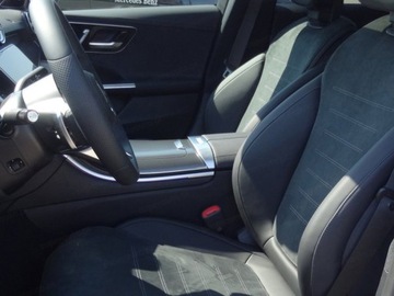 Mercedes Klasa C W206 2024 C Klasa 300 de 4-Matic AMG 2.0 (326KM) 2024, zdjęcie 6