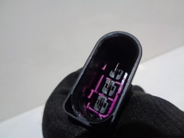 РЕЗИСТОР СОПРОТИВЛЕНИЯ ВОЗДУХОДУВКИ VW PHAETON 3D0907521A