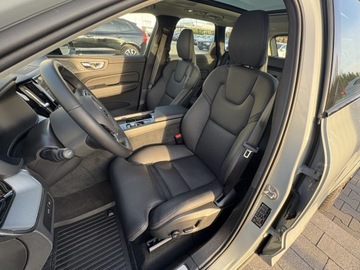 Volvo XC60 II Crossover Plug-In Facelifting 2.0 T8 455KM 2024 Volvo XC 60 XC60 T8 | 455KM | Plug-In | AWD | Ultr, zdjęcie 24