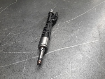 7599876 0261500136 VSTŘIKOVACÍ TRYSKA BMW F01 F10