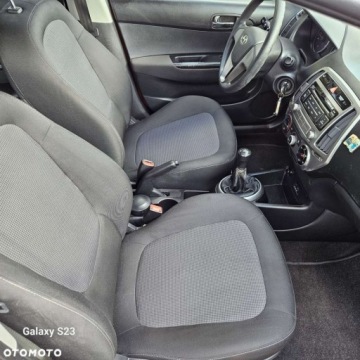 Hyundai i20 I Hatchback 5d Facelifting 1.2 DOHC 85KM 2012 Hyundai i20 Hyundai i20 1.2 Trend 1.2 Benzyna 86KM, zdjęcie 27