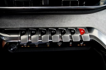 Peugeot 5008 II Crossover Facelifting 1.6 PureTech 180KM 2022 Peugeot 5008 GT kamera Skora adc Nawi PANORAMA bli, zdjęcie 29