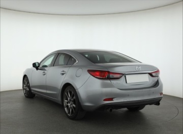 Mazda 6 III Sedan 2.0 SKYACTIV-G 165KM 2013 Mazda 6 2.0 Skyactiv-G, Salon Polska, Navi, Klima, zdjęcie 3