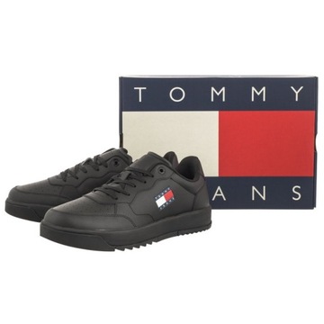 Buty Sneakersy Męskie Tommy Hilfiger TJM Retro Black EM0EM01397 Czarne