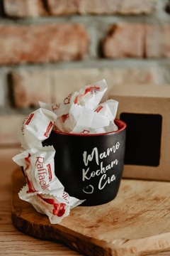 PREZENT NA DZIEŃ TATY OJCA ZESTAW PREZENT KUBEK CUKIERKI BRELOK SERCE GRAWE