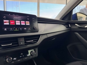 Skoda Scala Hatchback 1.5 TSI 150KM 2023 Skoda Scala Ambition CarPlayAndroid Auto LED Czujniki parkowania 1.5, zdjęcie 23