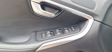 Volvo V40 II Hatchback Facelifting 1.5 T3 152KM 2018 Volvo V40 T3 Ledy, duza navi bixenon R-Design, zdjęcie 13