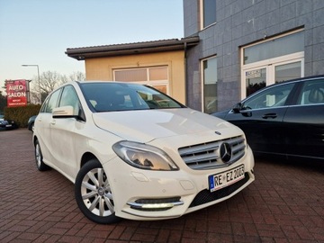 Mercedes Klasa B W246 Sports Tourer 180 BlueEFFICIENCY 122KM 2013 Mercedes B 180 1.6 Benzyna Xenon Navi, zdjęcie 9