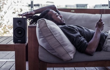 Edifier R1080BT Черный