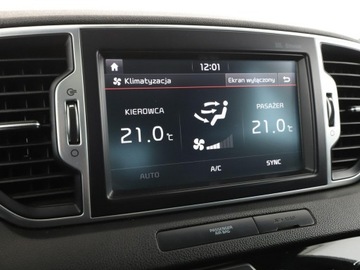 Kia Sportage IV SUV 1.6 T-GDI 177KM 2017 Kia Sportage 4WD 177KM Panorama Navi Kamera, zdjęcie 26