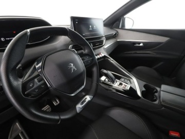 Peugeot 5008 II Crossover Facelifting 1.5 BlueHDi 130KM 2021 Peugeot 5008 FV23% GT-Line automat 7-os. navi, zdjęcie 13