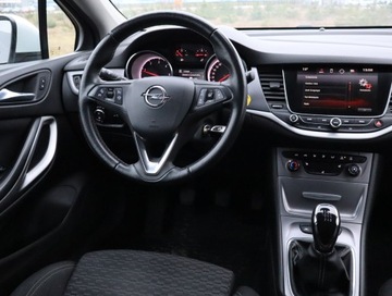 Opel Astra K Sports Tourer 1.6 CDTI 110KM 2018 Opel Astra 1.6 CDTI, Navi, Klima, Tempomat, zdjęcie 6