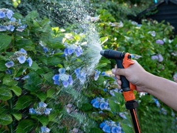 Black&Decker ПИСТОЛЕТ-РАСПЫЛИТЕЛЬ НАКОПИТЕЛЬ ДЛЯ СПРИНКЕРА ДЛЯ САДОВОГО ШЛАНГА
