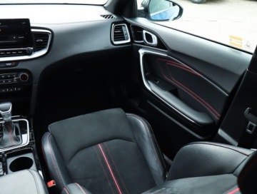 Kia Proceed Shooting Brake Facelifting 1.6 T-GDI 204KM 2022 Kia ProCeed GT 1.6 T-GDI, Salon Polska, zdjęcie 7