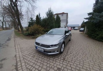 Volkswagen Passat B8 Limousine 2.0 TDI BlueMotion Technology 150KM 2015 Volkswagen Passat Volkswagen Passat 2.0 TDI SCR DSG Highline 2.0 Diesel
