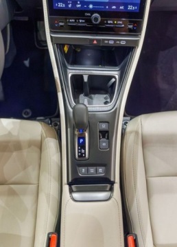 Lexus LBX 2023 Lexus LBX 1.5 Hybrid Elegant Tech 1.5 Hybryda 136KM, zdjęcie 19