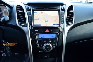 Hyundai i30 II Wagon 1.6 CRDi 110KM 2015 Hyundai i30 1,6 CRDi Ledy Duża Navi Kamera, zdjęcie 31