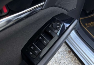 Mazda 3 IV Hatchback 2.0 Skyactiv-G 122KM 2019 Mazda 3 2.0 122KM NAVI KAMERA bezwypadkowa GWARANCJA 2.0 Benzyna, zdjęcie 31