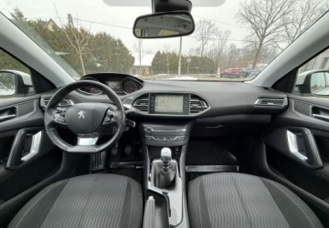 Peugeot 2014 Peugeot 308 Peugeot 308 PureTech 130 GPF Stop amp Start Allure Pack 1.2, zdjęcie 16