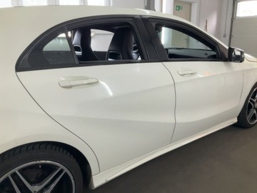 Mercedes Klasa A W176 Hatchback 5d 1.6 180 BlueEFFICIENCY 122KM 2014 Mercedes-Benz A-Klasse A 180 BlueEfficiency AMG Sport, zdjęcie 8