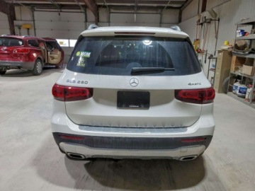 Mercedes GLB 2023 Mercedes-Benz GLB 250 4Matic 2023 2.0 Benzyna 221KM, zdjęcie 2