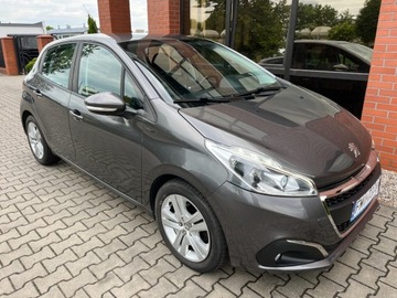 Peugeot 208 I Hatchback 5d Facelifting 1.2 PureTech 82KM 2018 Peugeot 208 1.2 benzyna 83 KM nawigacja LED zarej w PL zadbany zamia, zdjęcie 1