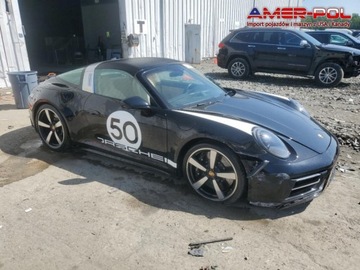 Porsche 911 992 2021 Porsche 911 2021 Porsche 911 TARGA 4S 3.0 Benzyna 443KM