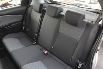 Toyota Yaris III Hatchback 5d Facelifting 1.33 Dual VVT-i 99KM 2015 Toyota Yaris 1.33 Benzyna nawi hak kamera cofania, zdjęcie 30