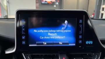 Toyota C-HR I 2018 Toyota C-HR 1.8 Hybryda Bardzo ladny stan Czarny dach Navi Kamera MOZLIWA, zdjęcie 38