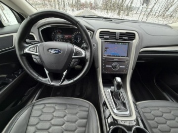 Ford Mondeo V Kombi 2.0 TDCi Bi-Turbo 210KM 2015 Ford Mondeo Vignale 2.0 BI-TURBO TDCI 210 Koni, zdjęcie 32