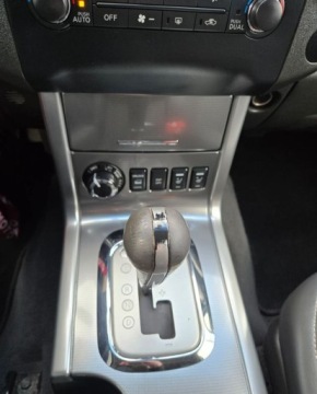 Nissan Navara III Double Cab Facelifting 2.5D 190KM 2011 Nissan Navara Swiezo sprowadzony , zarejestrowany, ubezpieczony. Zaprasz, zdjęcie 19